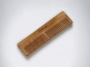 Vesta Homes Neem Wooden Comb - Soaked In 17 Herbs, Neem & Sesame Oil For Multi-Actions - Detangling,