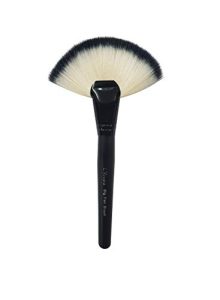 L'Rivara 1pc Soft Fan Shape Brush Blush Loose Powder Foundation Beauty Makeup Brush LR-107