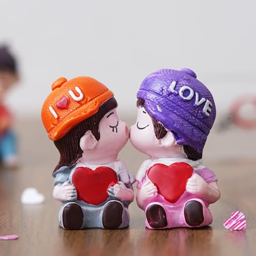 eCraftIndia Polyresin Boy and Sweet Girl Cute Couple Kissing Statue Decorative Showpiece - Valentine