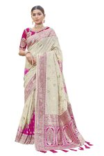 MANOHARI adorable woven pattern Banarasi Silk saree for women with Blouse Piece