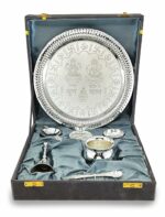 BENGALEN Pooja Thali Set Silver Plated with Grey Gift Box Designed 22 cm Puja Plate Kalash Bowl Ghanti Spoon Dhup Dan Diya for Home Office Diwali Wedding Return Gift Items