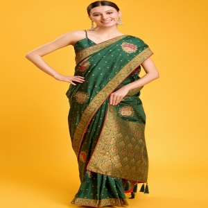 Mehendi function occasion saree